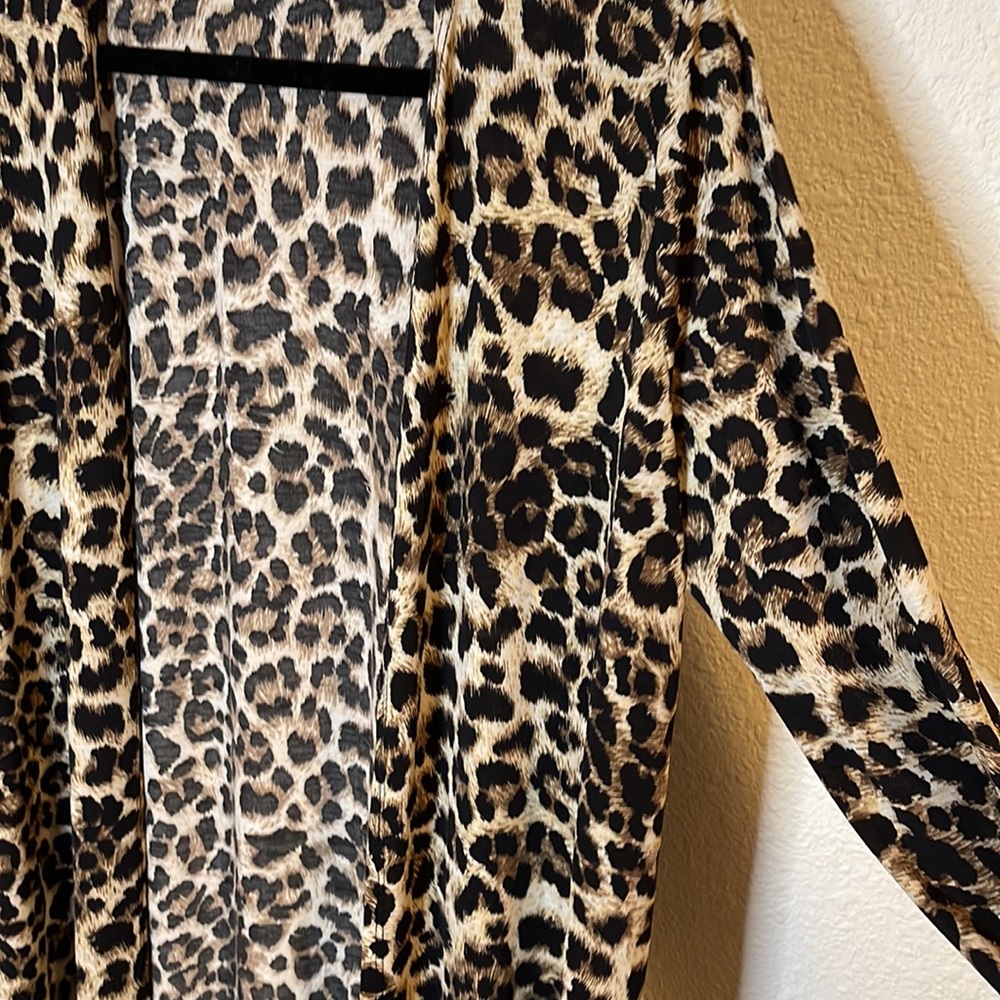 Leopard Duster - Picture 2 of 2